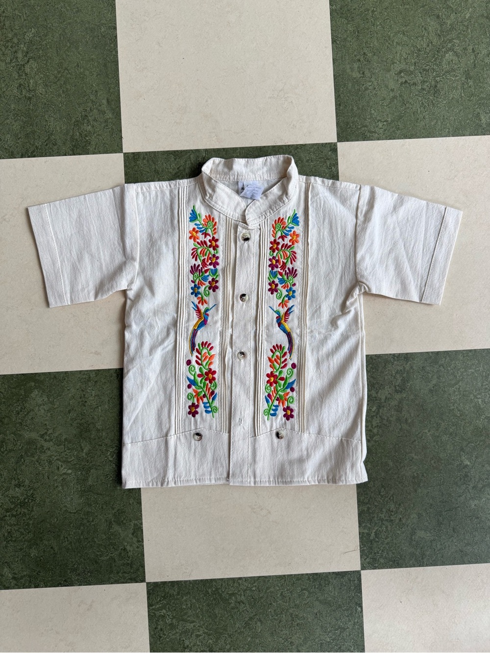 Kid’s guayabera - White Embroidered Kids Shirt - Size 6